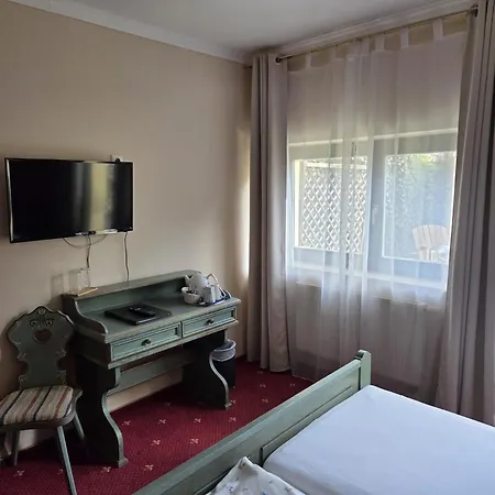 Landhotel Burgenblick 3* Erfurt