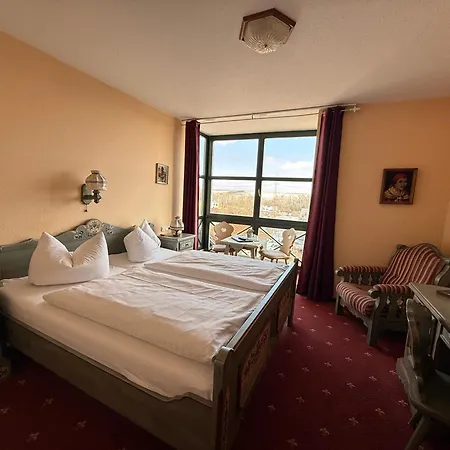 Burgenblick Garni&tagungshotel